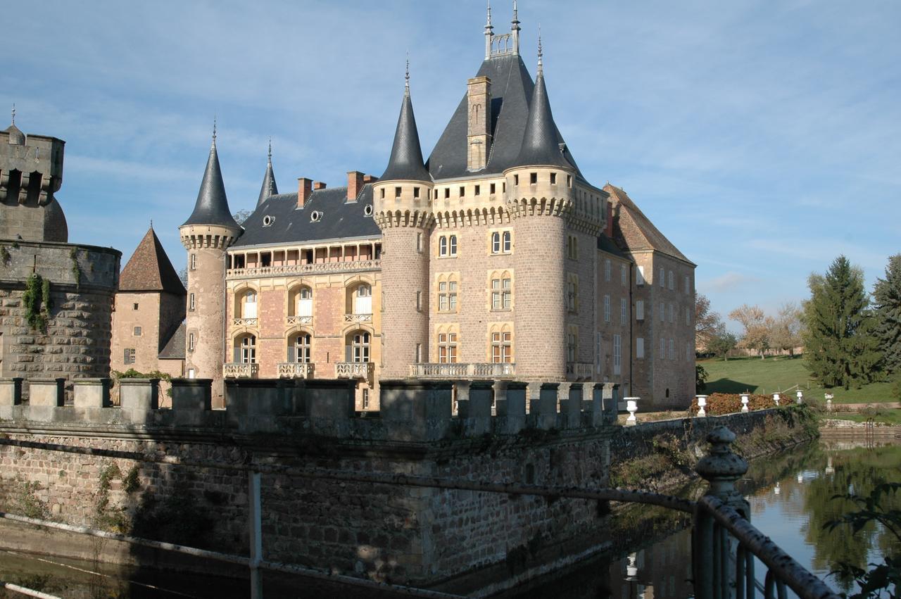Hotel De Bourgogne La Clayette 외부 사진